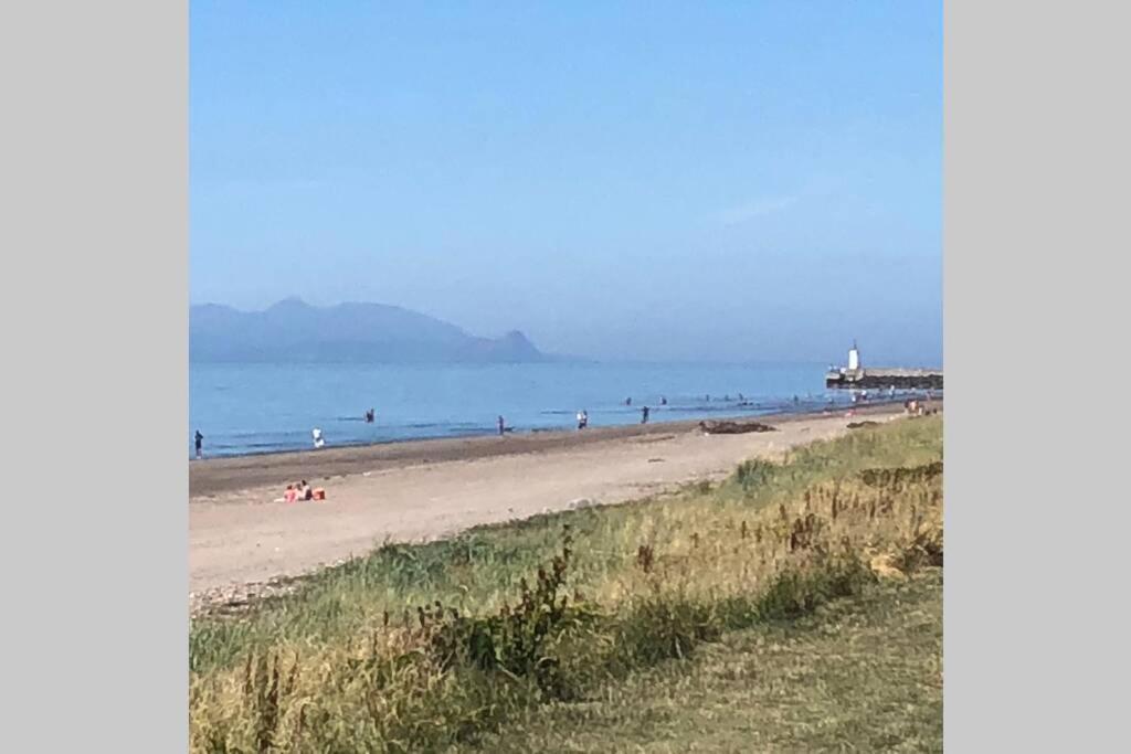 The Brambles Girvan Holiday Cottage By Seaside. Eksteriør bilde